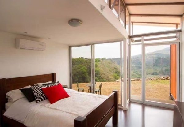 Two 40HC shipping container house--the family with views of the sunrise and sunset